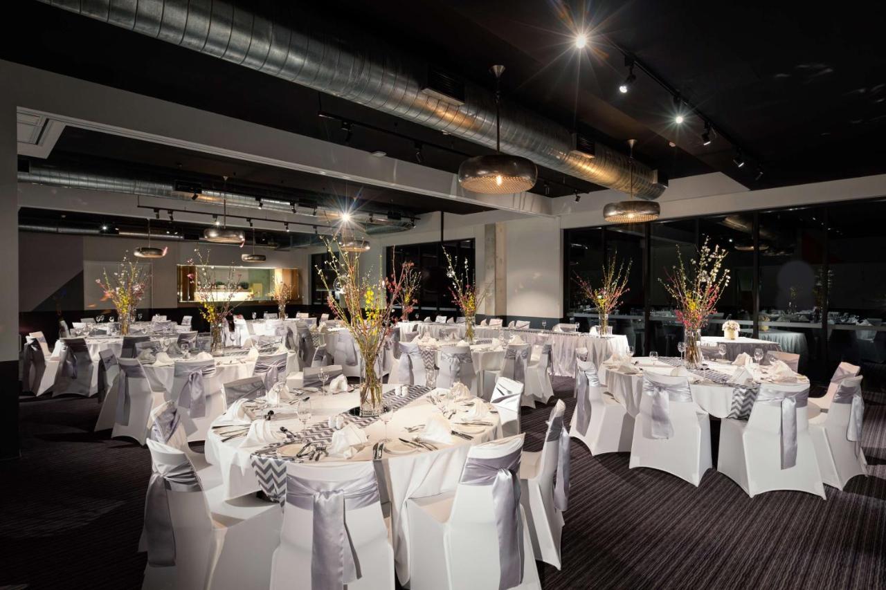 Atura Blacktown Luaran gambar