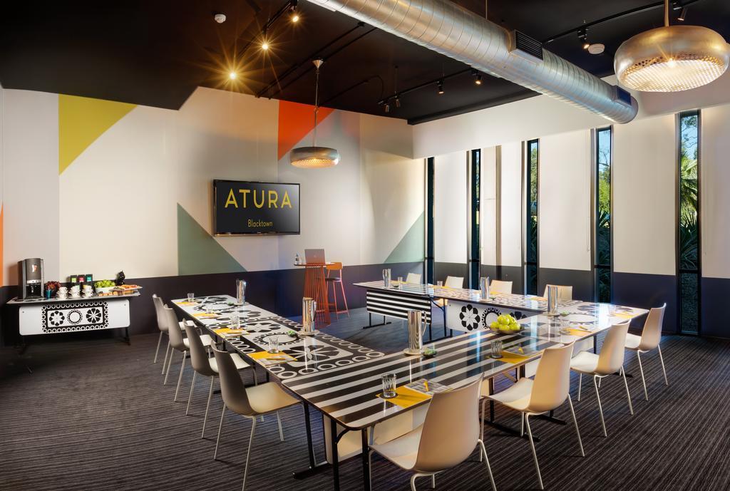 Atura Blacktown Luaran gambar
